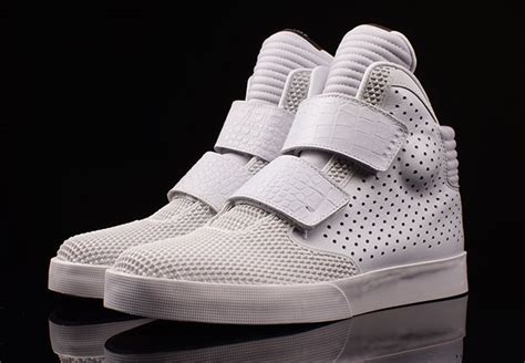 Nike flystepper 2k3 white